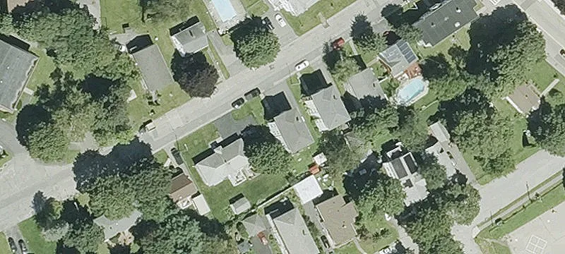 Three-Family Property Near Rice Square