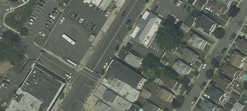 Prime Commercial Space For Rent