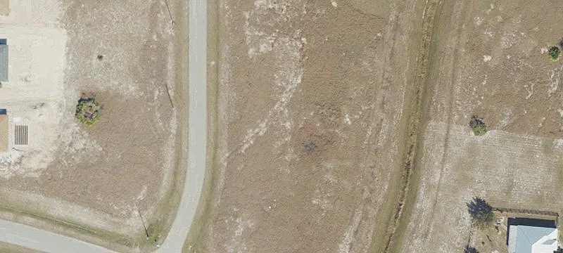 Quarter Acre Lot in Labelle