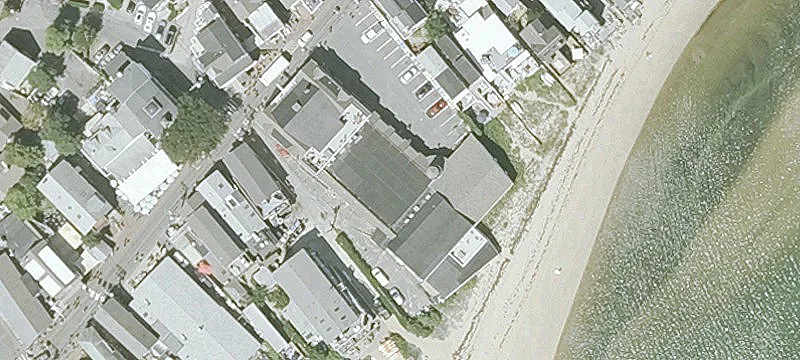 Waterfront Commercial Property with Residences