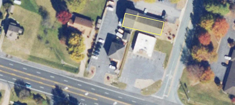 Two-Story Building on Jefferson Hwy