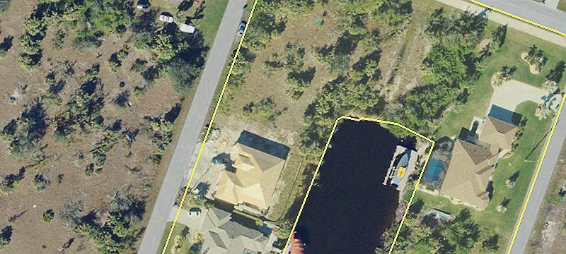 Waterfront Land in South Gulf