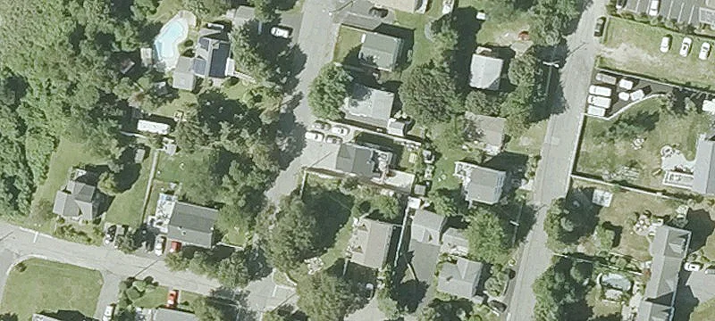Renovated Duplex Near White Horse Beach
