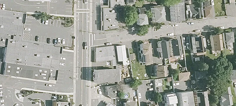 Salem Commercial Building For Sale
