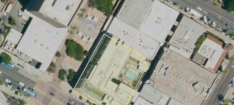 Riverside Restaurant Space in Downtown