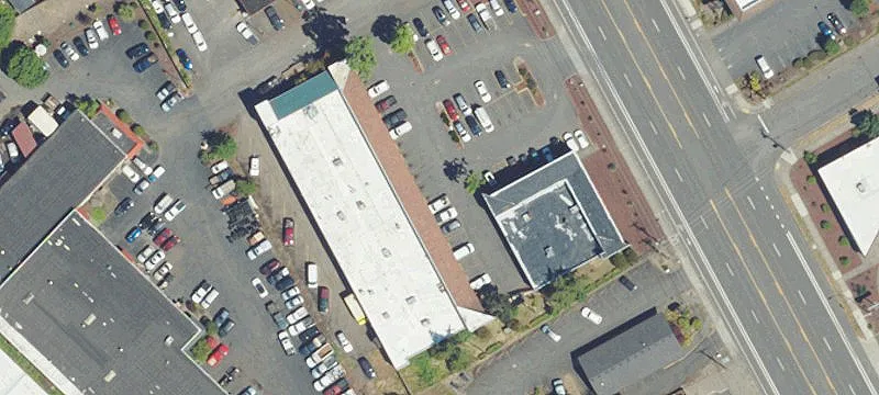 Retail Space on High-Traffic Corridor