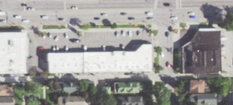 Oak Park Retail Shopping Centers