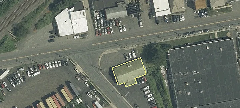 Retail Space in Roselle