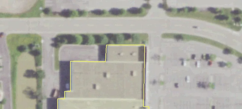 Retail Center Near Fox River Mall
