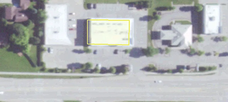 Retail Building Near Kohl's