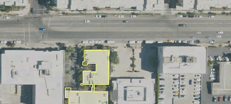 Freestanding Commercial Building with Parking