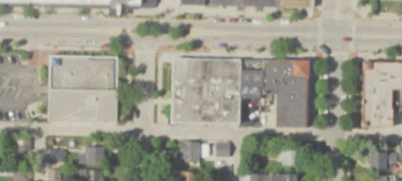 Mixed-Use Building in Prime Location