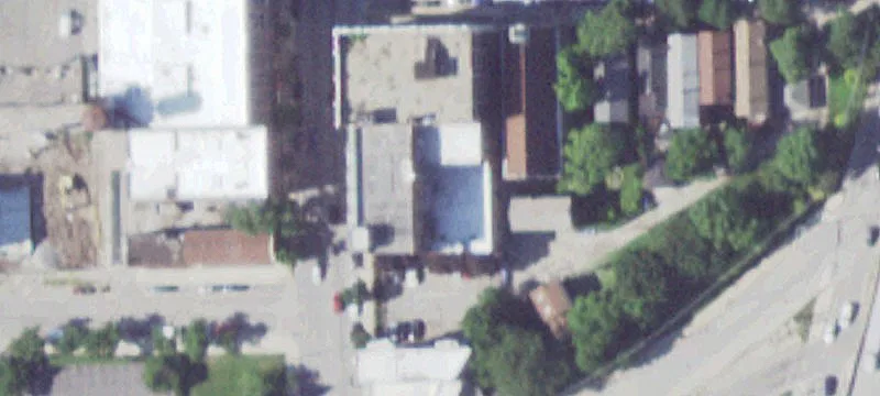 Retail Space in Lincoln Park