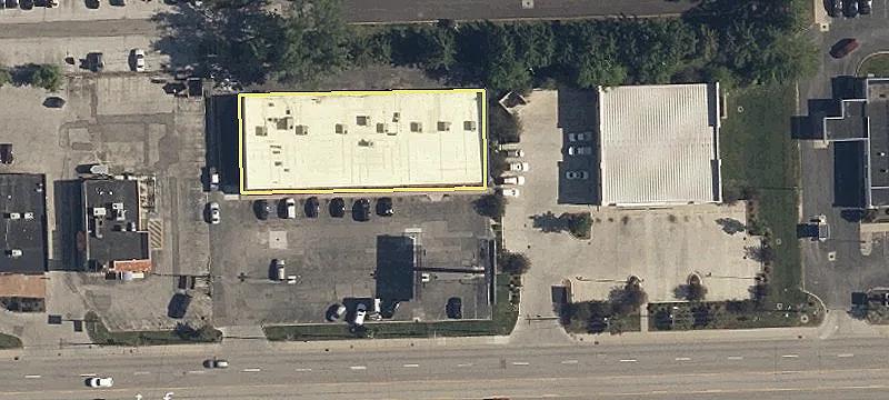 Retail Space on Navarre Avenue