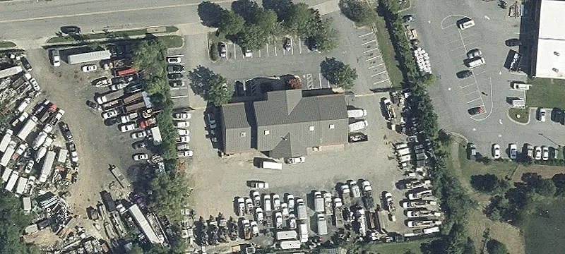 Industrial Building with Secured Lot