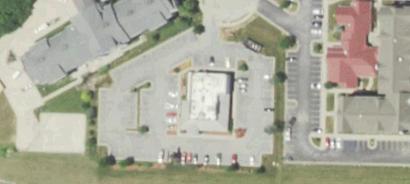 Freestanding Restaurant on Large Parcel