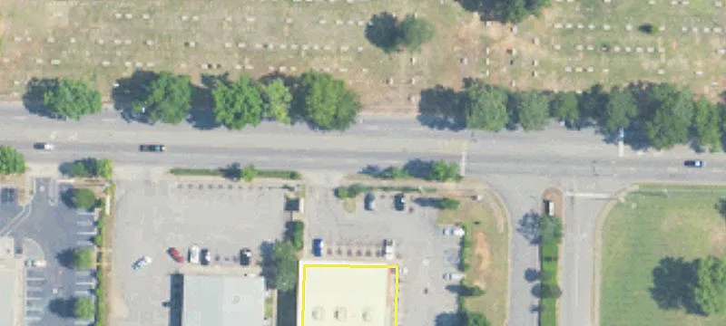 Retail Center Near Downtown Birmingham