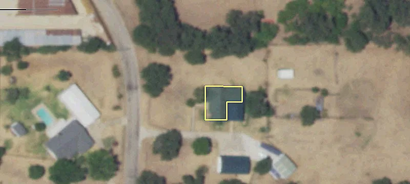 19 Acres Near I-35