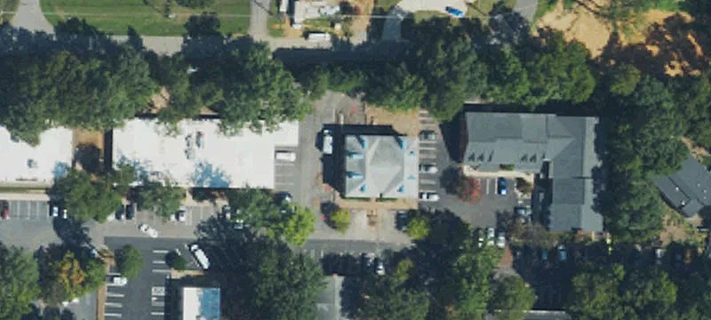 Renovated Office Building For Lease