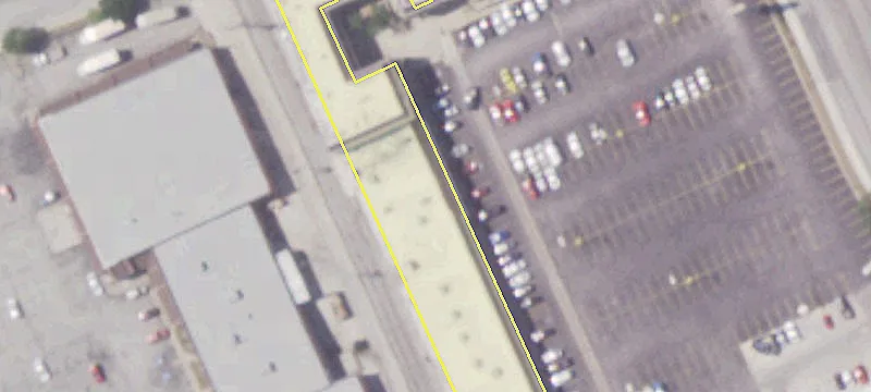 Neighborhood Retail Center Near Loop