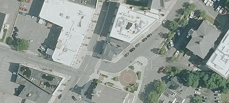 Downtown Beverly Retail Storefront Available