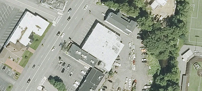 Versatile Retail and Office Space