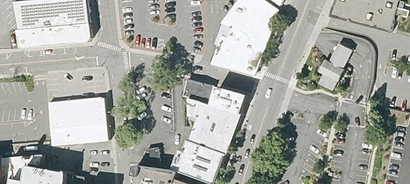 Downtown Greenfield Bar/Cocktail Lounge