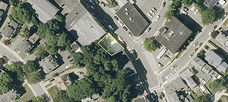 Renovated Retail/Office Space, Hyde Park