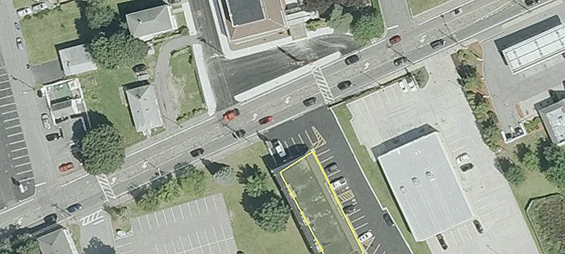 High-Traffic Commercial Space Available