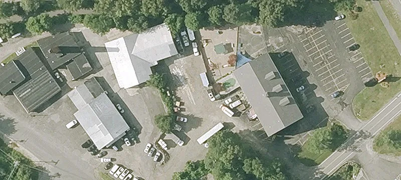 Londonderry Contractor Garage For Rent