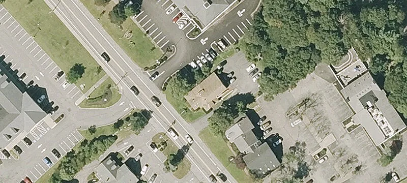 Norwell Commercial Building on Route