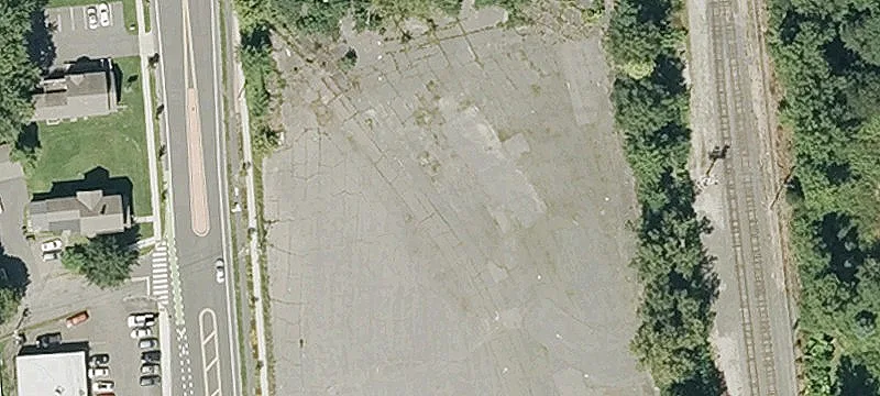 Prime Land on Busiest Street