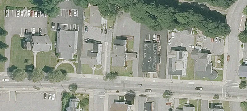 Spacious Mixed-Use Property For Sale