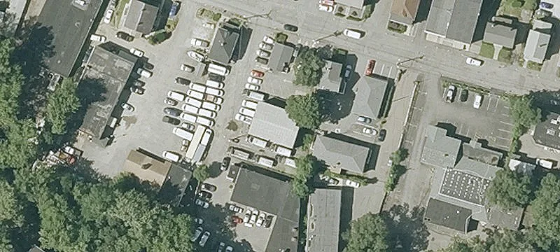 Versatile Arlington Commercial Property