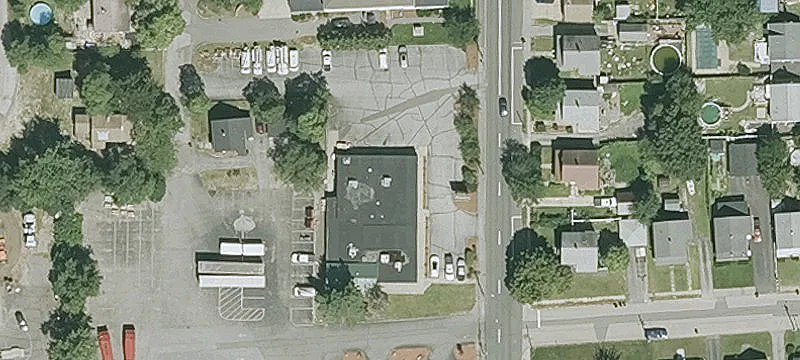 High Visibility Commercial Location