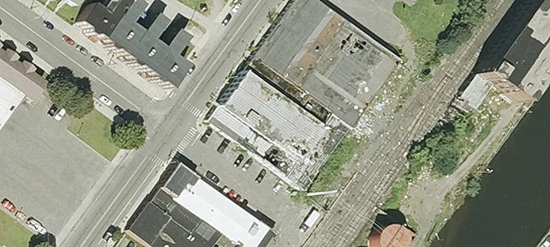 Industrial Building in Holyoke