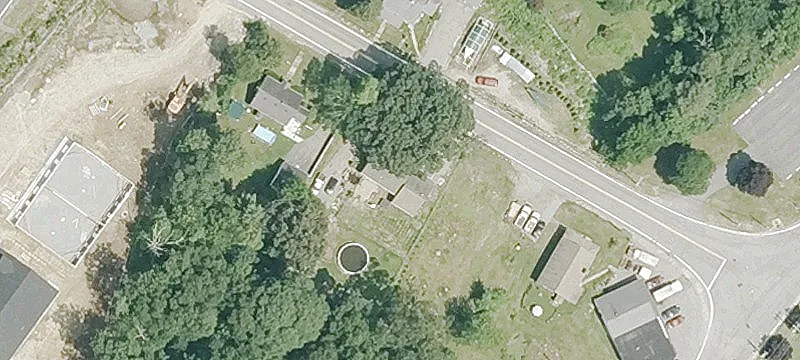 Commercial Space on Route 102