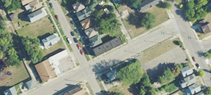 Six-Unit Apartment Building in Detroit