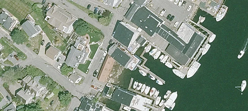 Iconic Waterfront Restaurant with Residence