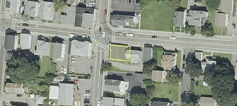Mixed-Use Property in Warren