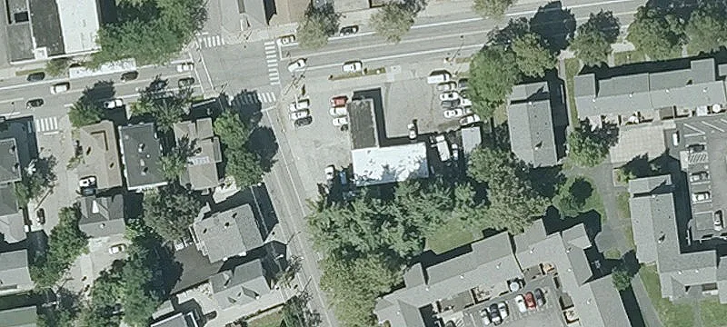 High-Traffic Commercial Property For Sale