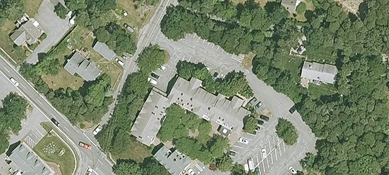 Spacious Corner Office in Chatham