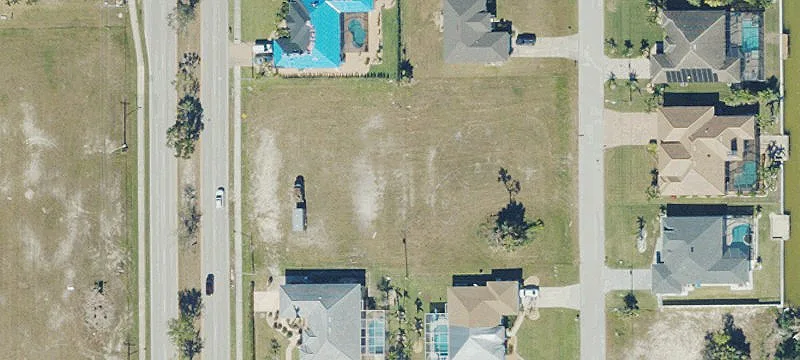 Commercial Lot on Chiquita Blvd