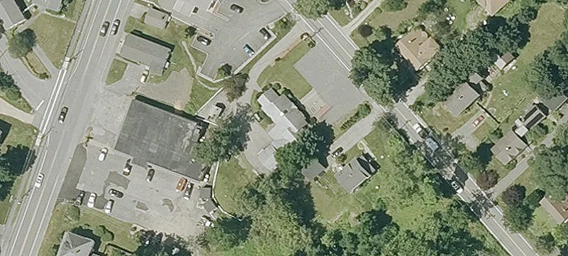 Versatile Commercial Space in West Newbury