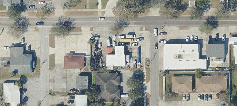 Prime Location Retail/Restaurant Opportunity