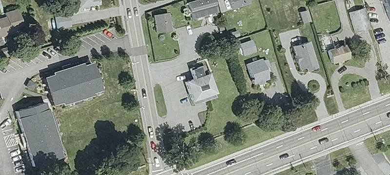 Well-Maintained Office Building For Sale
