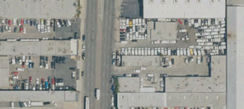 Versatile Automotive/Retail Space Available