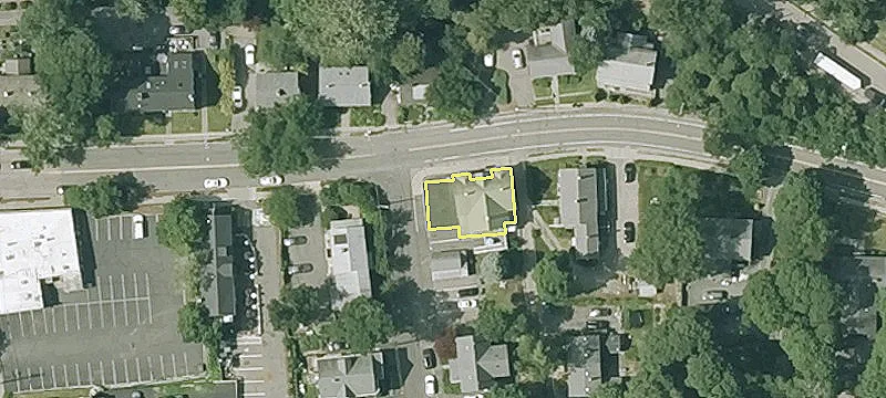 Versatile Retail/Office Space For Sale