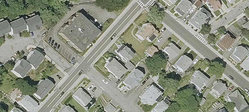 Four-Unit Building on Double Lot