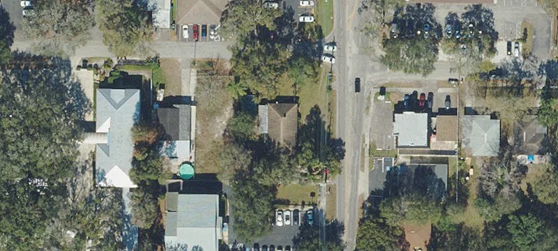 Prime Corner Lot for Offices